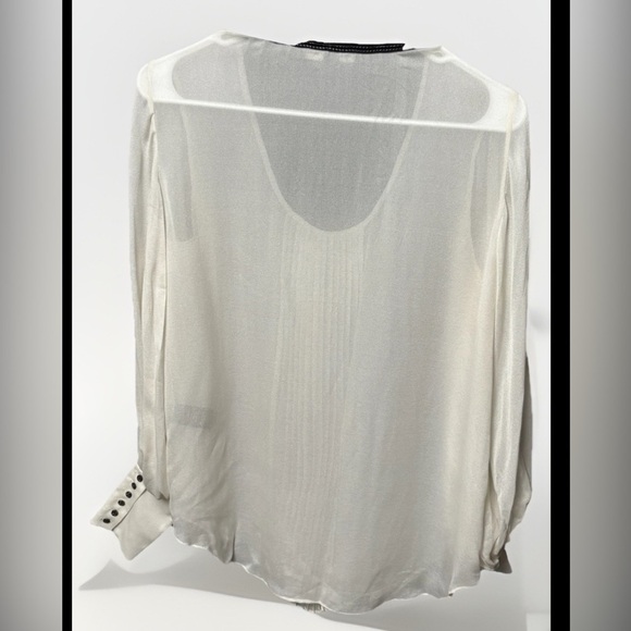 Elizabeth and James Silk Blouse Medium White Pleated Front Beaded Collar Button - Picture 6 of 6